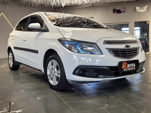 Chevrolet Onix 1.4 MPFI LT 8V FLEX 4P MANUAL