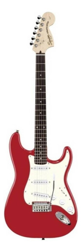 Guitarra eléctrica Squier by Fender Standard Stratocaster de pino candy apple red laca poliuretánica con diapasón de palo de rosa