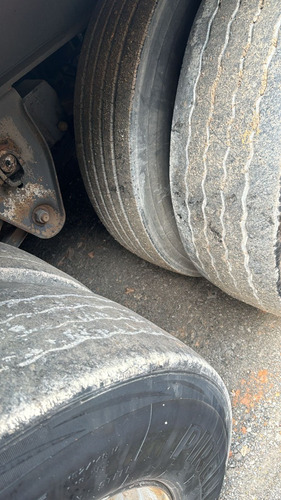 Carreta Baú Alumínio Random 28plts Facchini Rosseti Guerra T