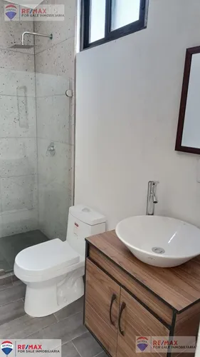 Venta De Casa En Condominio, Atlacholoaya, Xochitepec, Morelosclave 5462