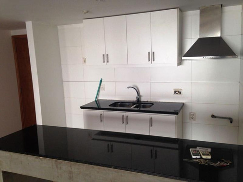 Imagen 5 de 20 de Apartamento Al Frente De 2 Dormitorios Con Cochera - Pocitos