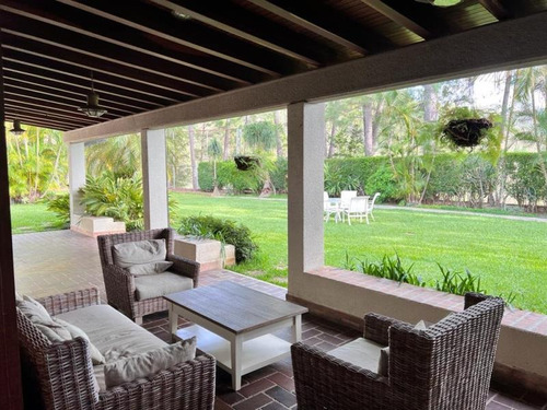 Imagen 18 de 18 de Se Vende Casa 2400m2 5h+s/ 4b+s/ 10p Cerro Verde