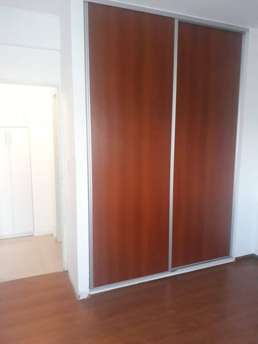 Imagen 11 de 16 de Departamento En Venta 2 Ambientes Stos. Lugares