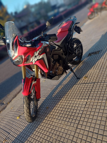 Honda Africa Twin At 1000 2017 Performance Bikes