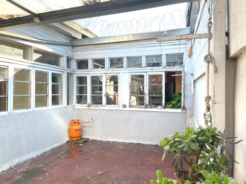 Confortable Y Versatil Casa Con Uso Habitacional O Comercial