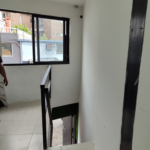 Alquiler/ Local/ El Pedregal/ 30m2/ 1b