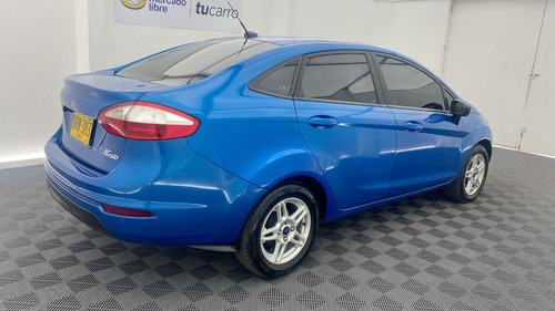 Imagen 9 de 25 de Ford Fiesta Sportback Se 1.6