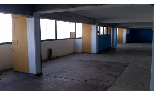 Se Vende Local En La Guaira 310m2 Negociable  Db