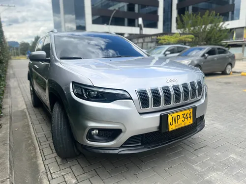 Jeep Longitud Modelo 2020