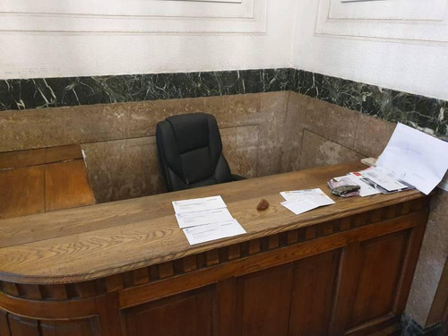 Imagen 18 de 21 de Estudio De 3 Oficinas / Área De Trabajo / Sala De Firmas / San Nicolas / Venta