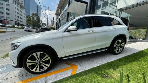 Imagen 2 de 13 de Mercedes-benz Clase Glc 2019 2.0 300 Sport At