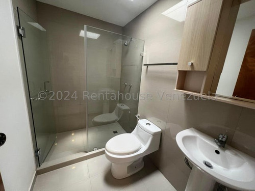 Excelente Apartamento En Planta Baja En Alquiler En Oripoto. Ch.