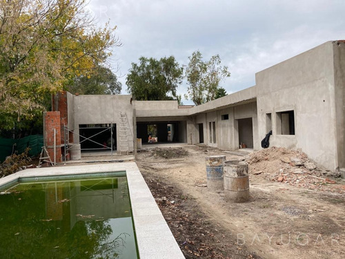 Venta - Excelente Casa A Estrenar En Sausalito - Bayugar Negocios Inmobiliarios