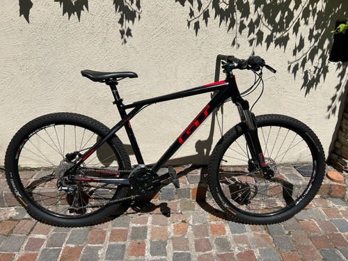 Bicicleta Gt Avalanche Comp. 27.5 Mountain Bike Negro L (Usado)
