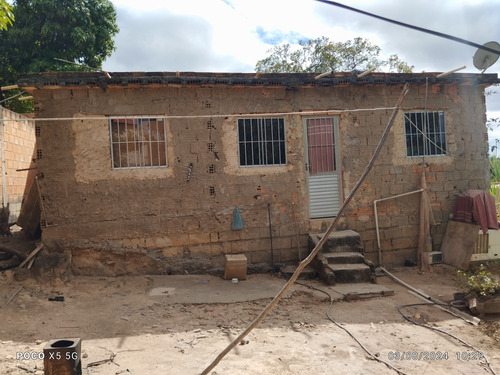 Vende-se Lote 360 Metros Com Casa