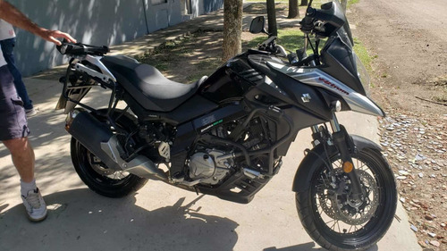 Suzuki V Stron 650