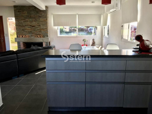 Imperdible Casa En Venta!- Ref: 1271
