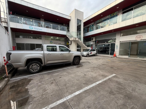 Local Comercial En Independencia (plaza Chacabuco)