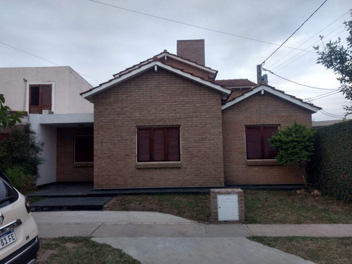 Venta Casa En Housing Barrio Natania, Cordoba