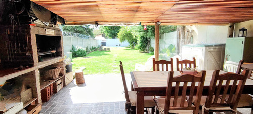 Venta/permuta. Casa 3 Dormitorios.pileta.maschwitz