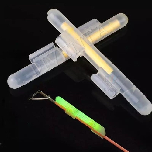 Imagen 2 de 3 de Luz Quimica Clip Pesca Nocturna Novedad Pack 2 Unidades