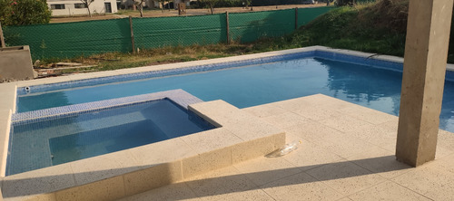 Construcción En Puertos Del Lago.