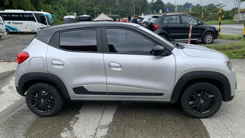 Renault Kwid KWID OUTSIDER MT 1000CC 12V 4AB ABS