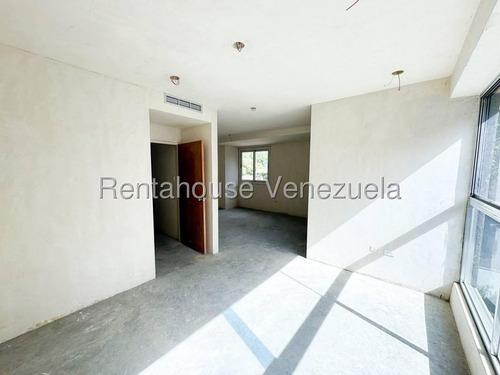 Apartamento En Venta En Los Naranjos De Las Mercedes Caracas
