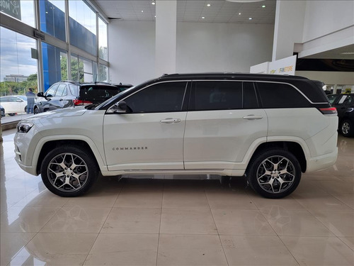 Jeep Commander 2.0 TD380 TURBO DIESEL OVERLAND AT9