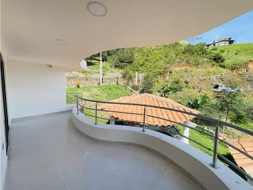 Se Vende Casa En Club Campestre En San Roque, Antioquia