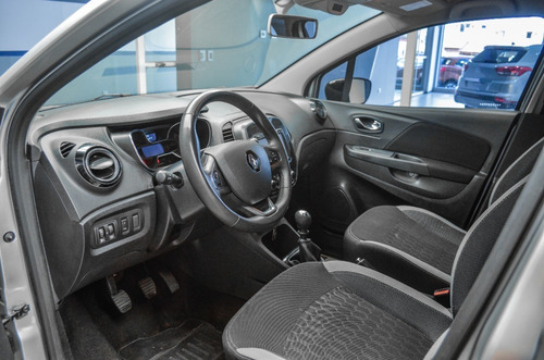 Imagen 7 de 25 de Renault Captur Zen 2018