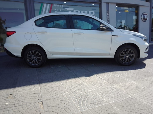 Imagen 13 de 15 de Fiat Strada 1.4 8v Endurance Cd