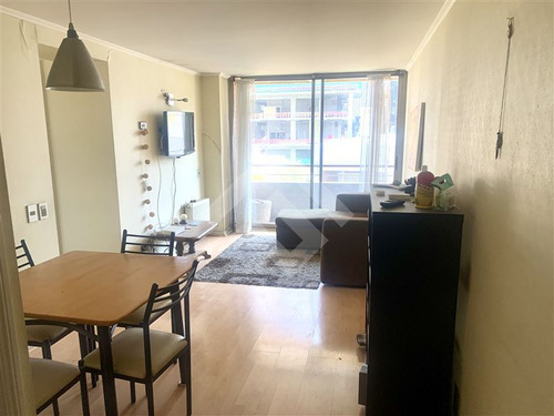 Departamento En Venta De 2 Dorm. En Las Condes