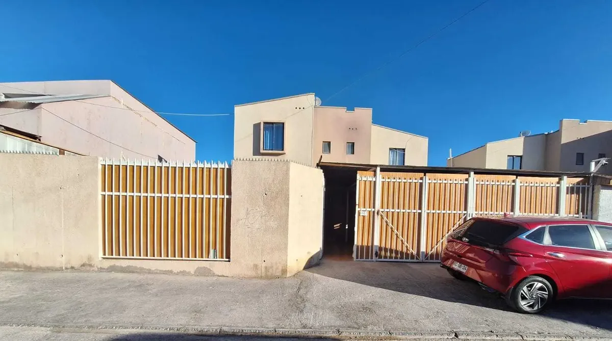 Imagen 2 de 25 de Moderna Casa En Venta Calama (130663)