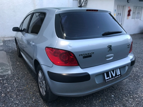 Imagen 6 de 15 de Peugeot 307 Xs 2.0 Hdi 5p 110cv Año 2010 - Liv Motors