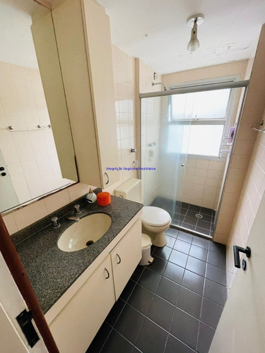 Imagem 18 de 29 de Apartamento 128m², 04 Dormitórios (sendo 02 Suítes), 04 Banheiros E 02 Vagas Na Garagem. Condomínio Com Portaria, Segurança 24hrs, Piscina, - 22021703 - 70608524