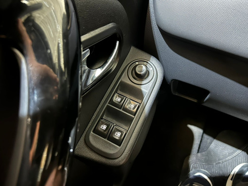 Renault Duster Dynamique 2.0 Flex 16V Aut.