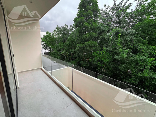 Casa En Venta En Via Cumbres Cancun