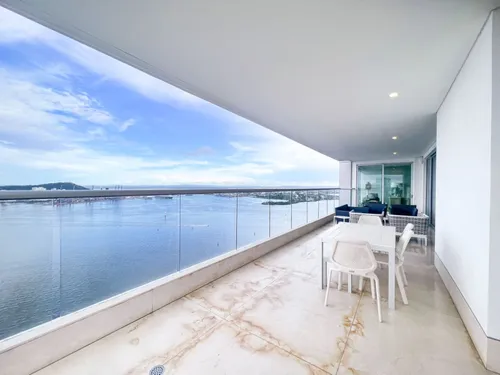 Apartamento En Venta En Castillo Grande. Cod V8402