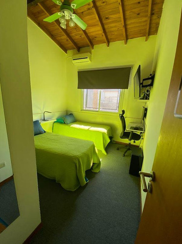 Casa En Devoto. Ideal 2 Familias