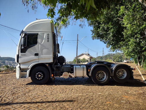 Imagem 4 de 11 de Stralis Hi-way 600-s44t 6x2