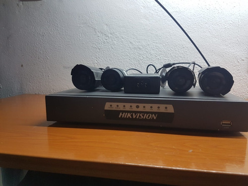 Dvr Hinkvision 4 Canales Y 4 Cámaras