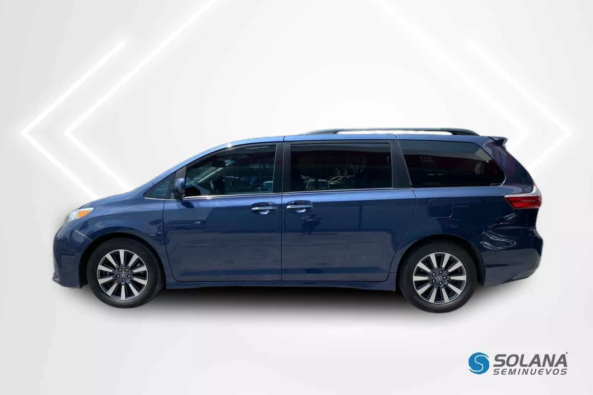 Toyota Sienna 2018