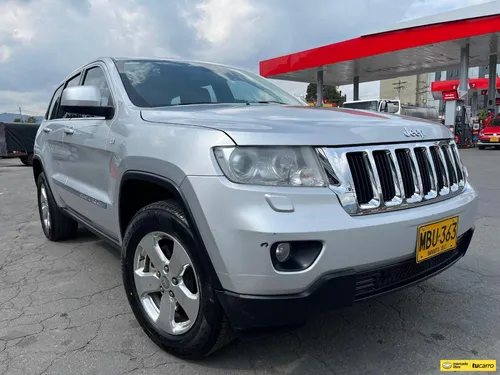 Jeep Grand Cherokee Laredo 3.6cc AT AA 4X4