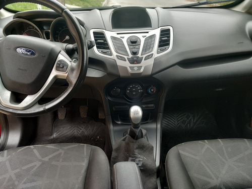 Ford Fiesta Kinetick Titanium Full 2013
