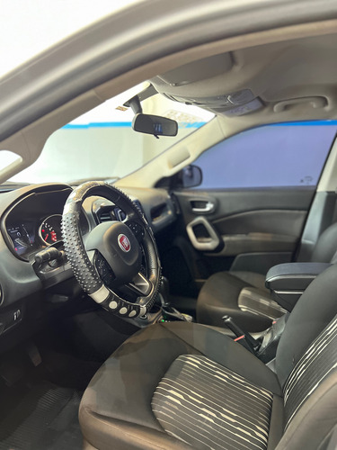 Fiat Toro 1.8 Endurance 16v Flex 4x2 Aut. 4p