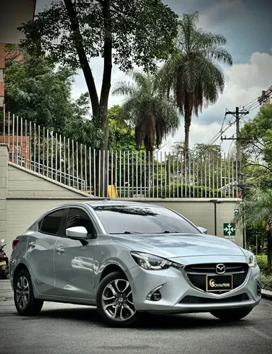 Mazda 2 1.5 Grand Touring Lx Sedan