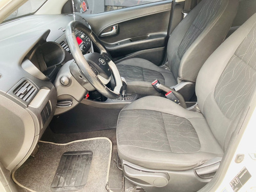 Imagem 11 de 15 de Kia Picanto Para Pessoas Exigentes!!!!