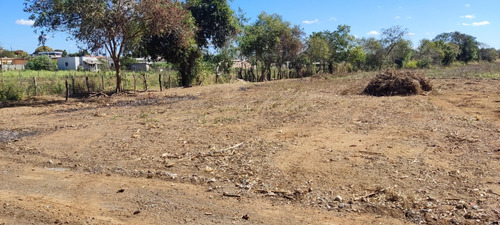 Lote 1300m2