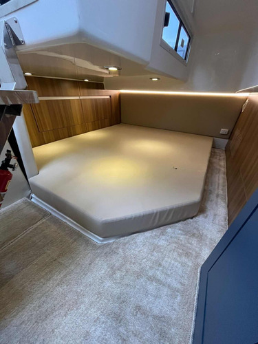 Lancha Focker 388 Gt + 2x Mercruiser 300hp Dts Ano 2023 70hr